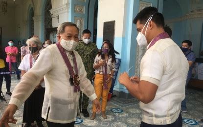 Top magistrate leads groundbreaking of new Laoag .